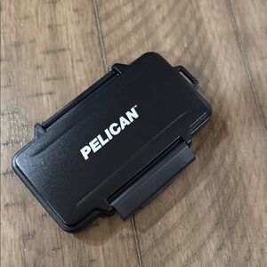 Pelican Black SD card case